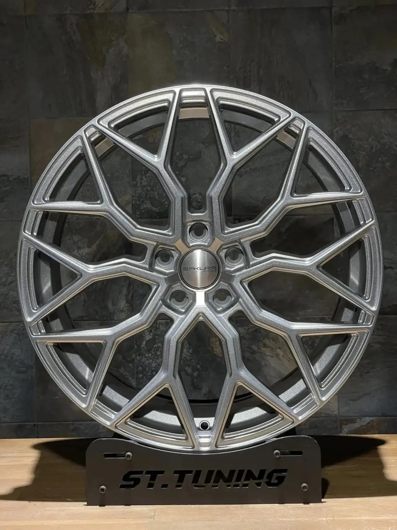 Диск Replica ST 9547 8х20 5/114,3 et45 73,1 LK Д000802