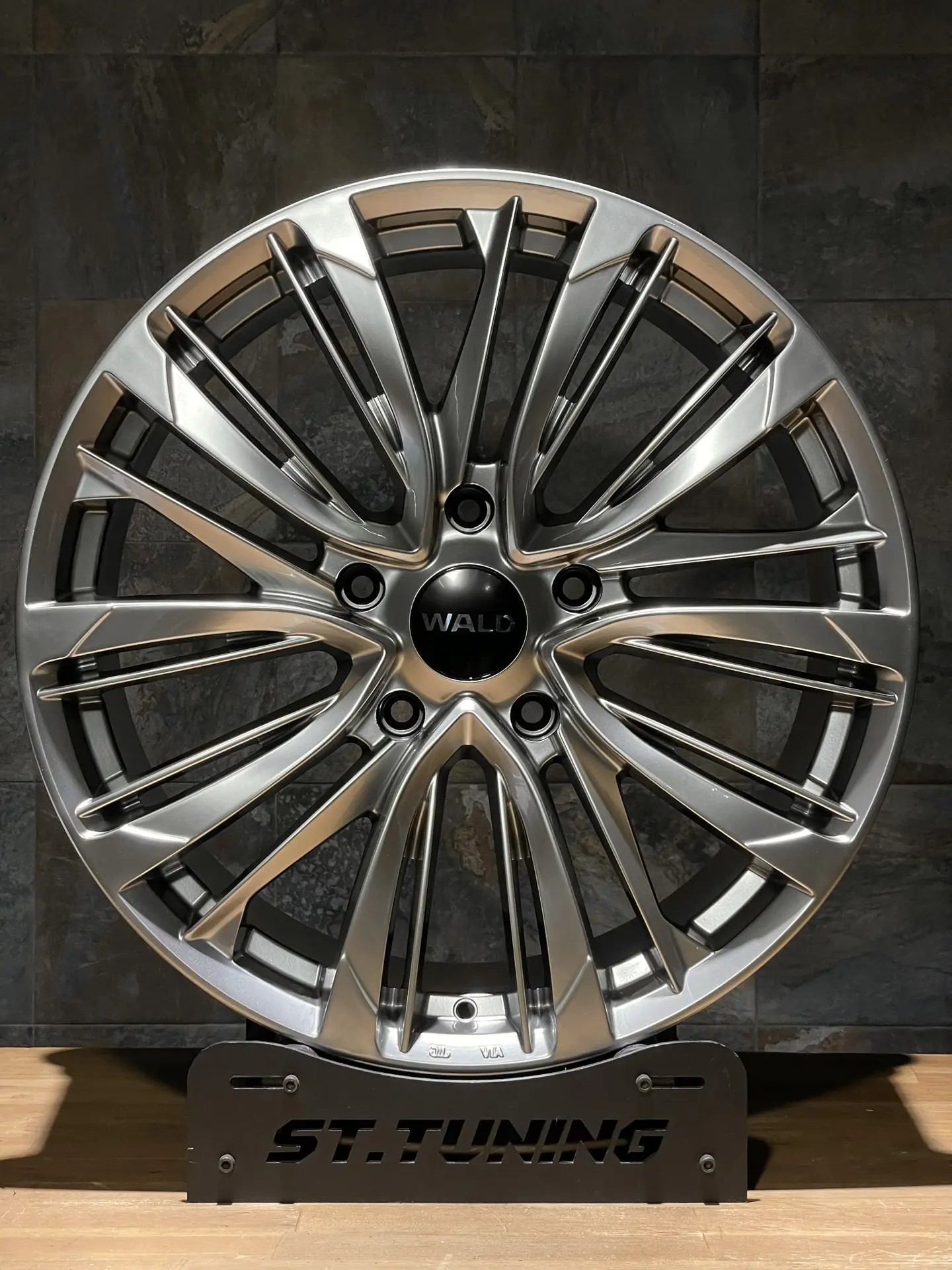 Диск Replica ST KF67 9х21 5/150 et45 110,1 Hyper Black Д006271