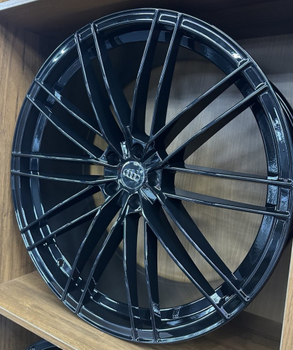 Диск Replica ST AU417 10х23 5/112 et20 66,45 Gloss Black Д005636