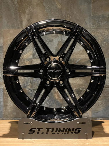 Диск Replica ST 9928 8,5х18 6/139,7 et15 110,1 Gloss Black Silver Rivets Д006268